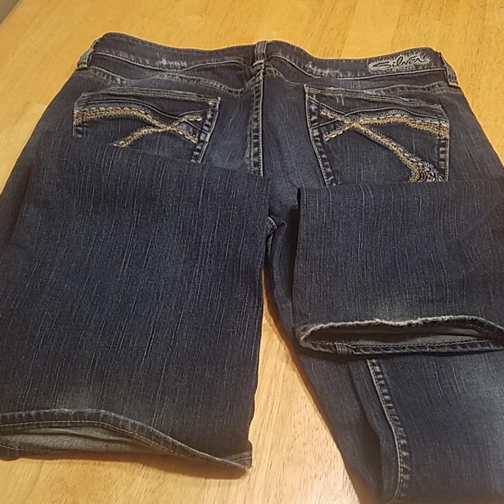 Silver Jeans - Picture 4 of 4